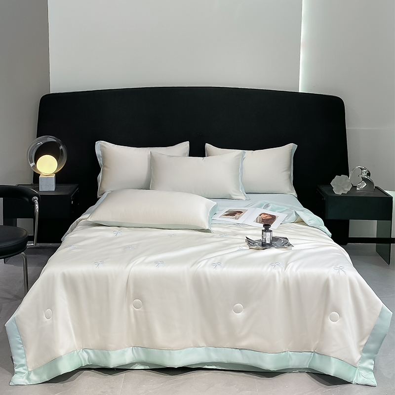 【中国直邮 时效6-10个工作日】Lullabuy凉夏 水洗冰丝刺绣蝴蝶仙境 夏凉被空调被四件套