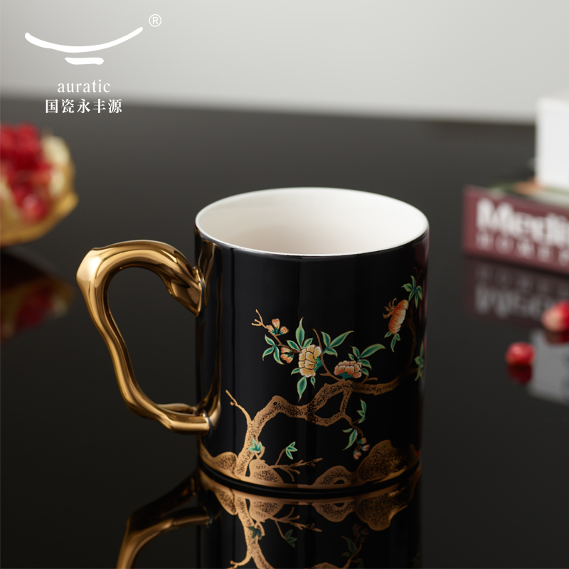 【中国直邮，时效10-15天】Auratic 国瓷永丰源 夫人瓷石榴家园马克杯（350ml）