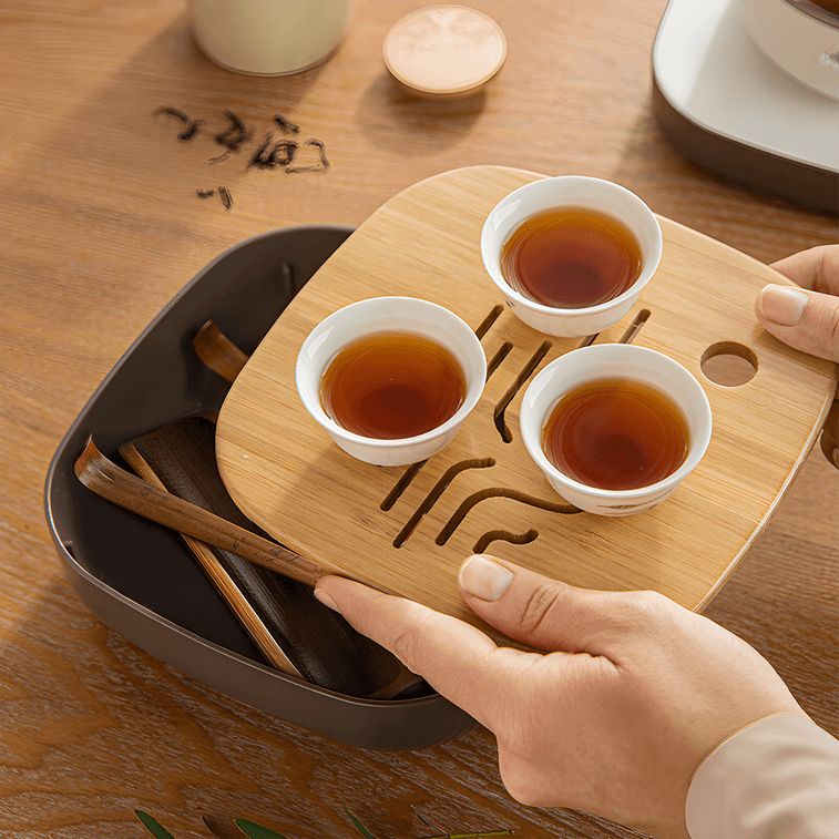 BEAR小熊 品茶小套装 茶具 电茶壶煮茶器 杯子*3 茶盘 0.5L  ZCQ-A05S2