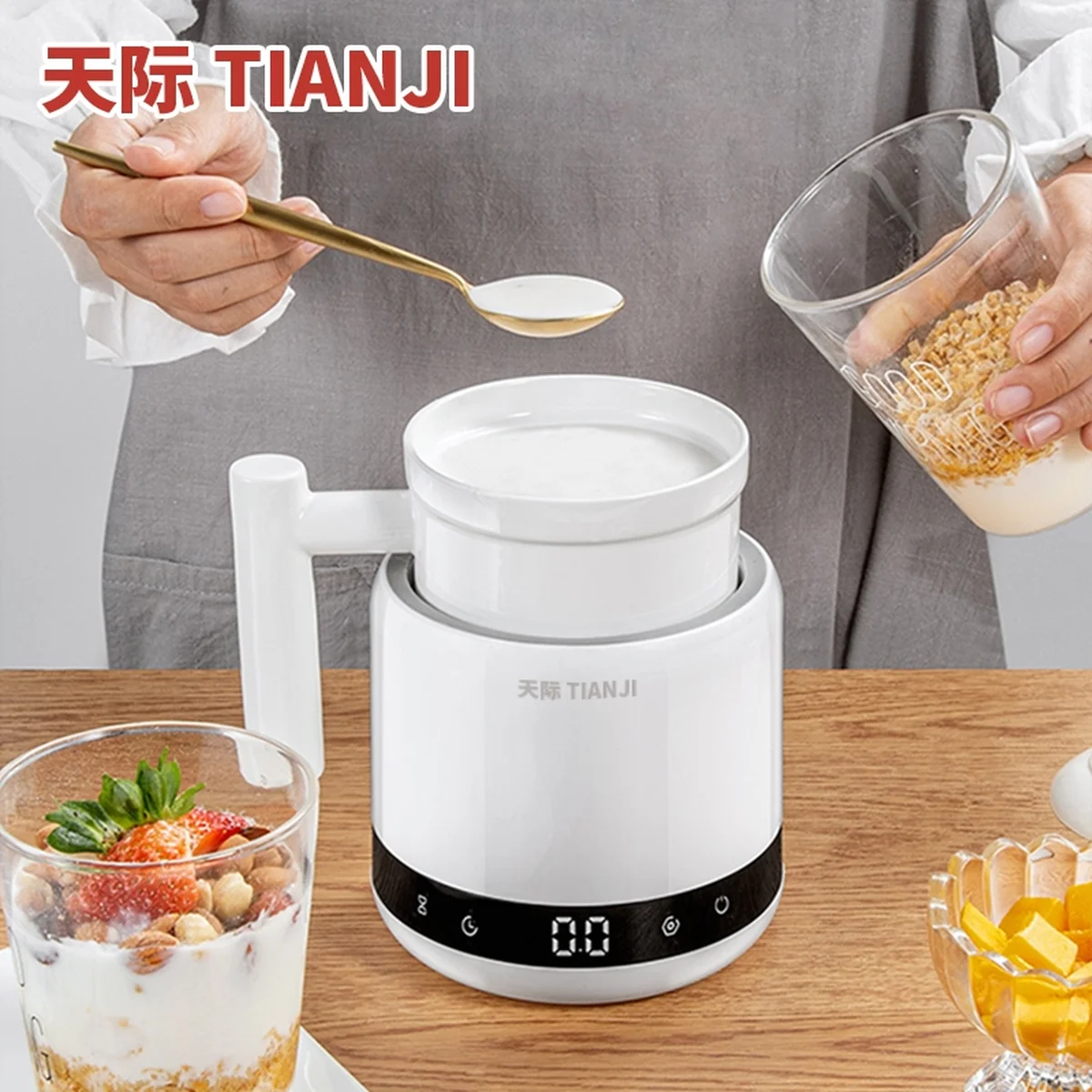 TIANJI Mini electric heat preservation cup health pot, Fully automatic multi-function, smart appointment, 600ml