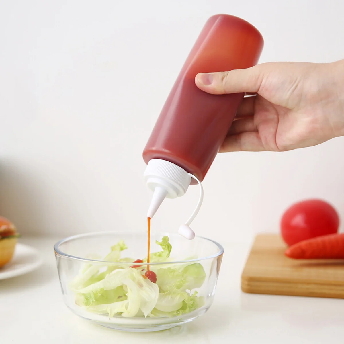 YAGAO Household plastic squeeze sauce bottle, Transparent and visible, dust-proof and Anti-ash, 2 pieces