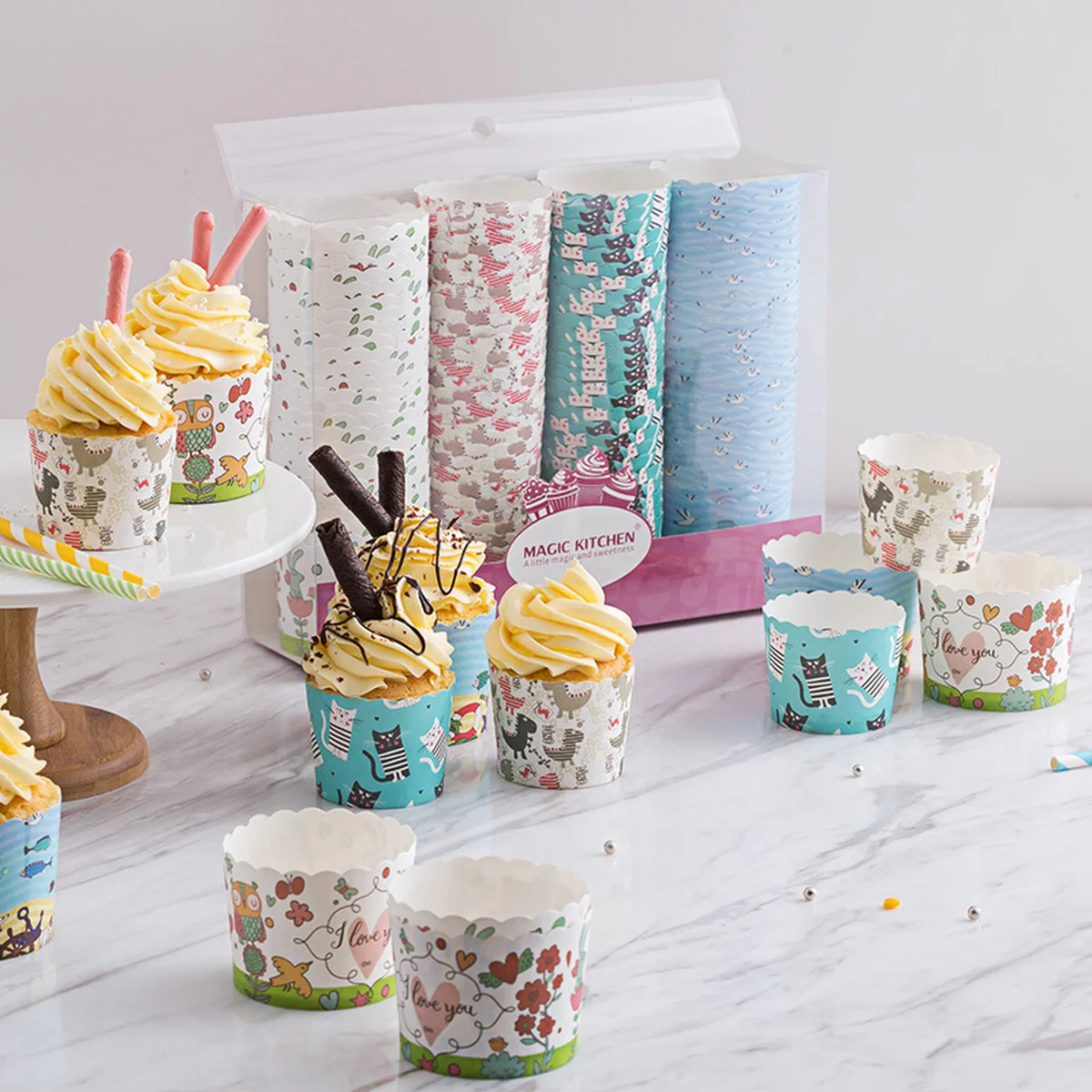 Magic Kitchen Baking muffin paper cup,Resist high temperature, Easy to release, small and Medium, 100 pieces