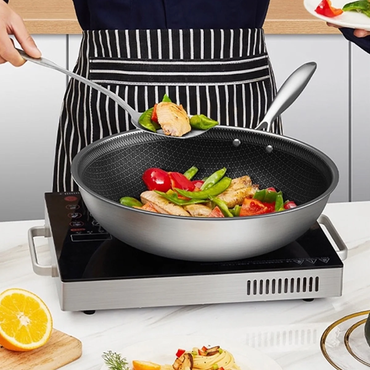 Ropot Woks stainless steel honeycomb pattern wok, steamer, three-piece lid, light oil and less smoke, universal for gas induction cooker, 32cm (12.6 inches)