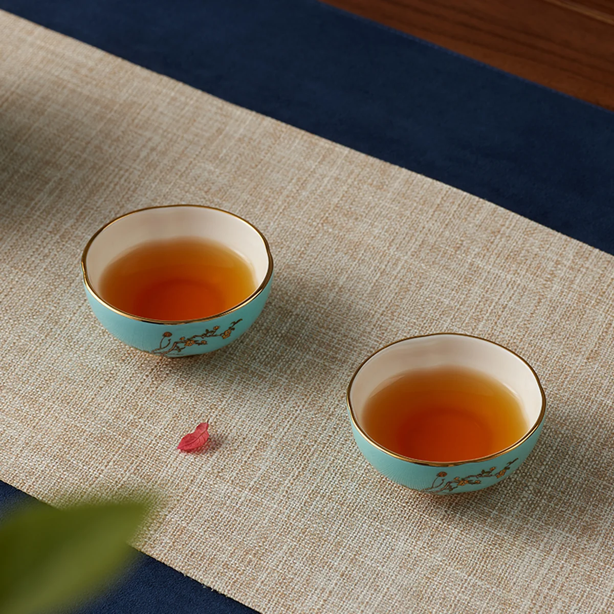 [China Direct Shipping, 5-7 days] Auratic China Porcelain Yongfengyuan 8-head Tea Set in West Lake Blue