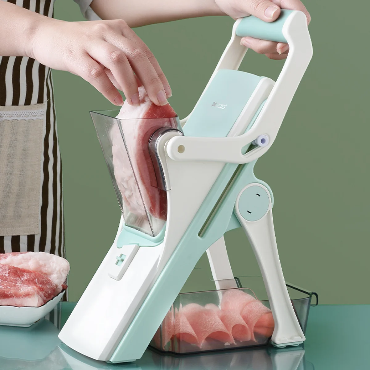 MZK Hand held Shredder Home Kitchen Multi functional Vegetable Slicer Meat Slicer