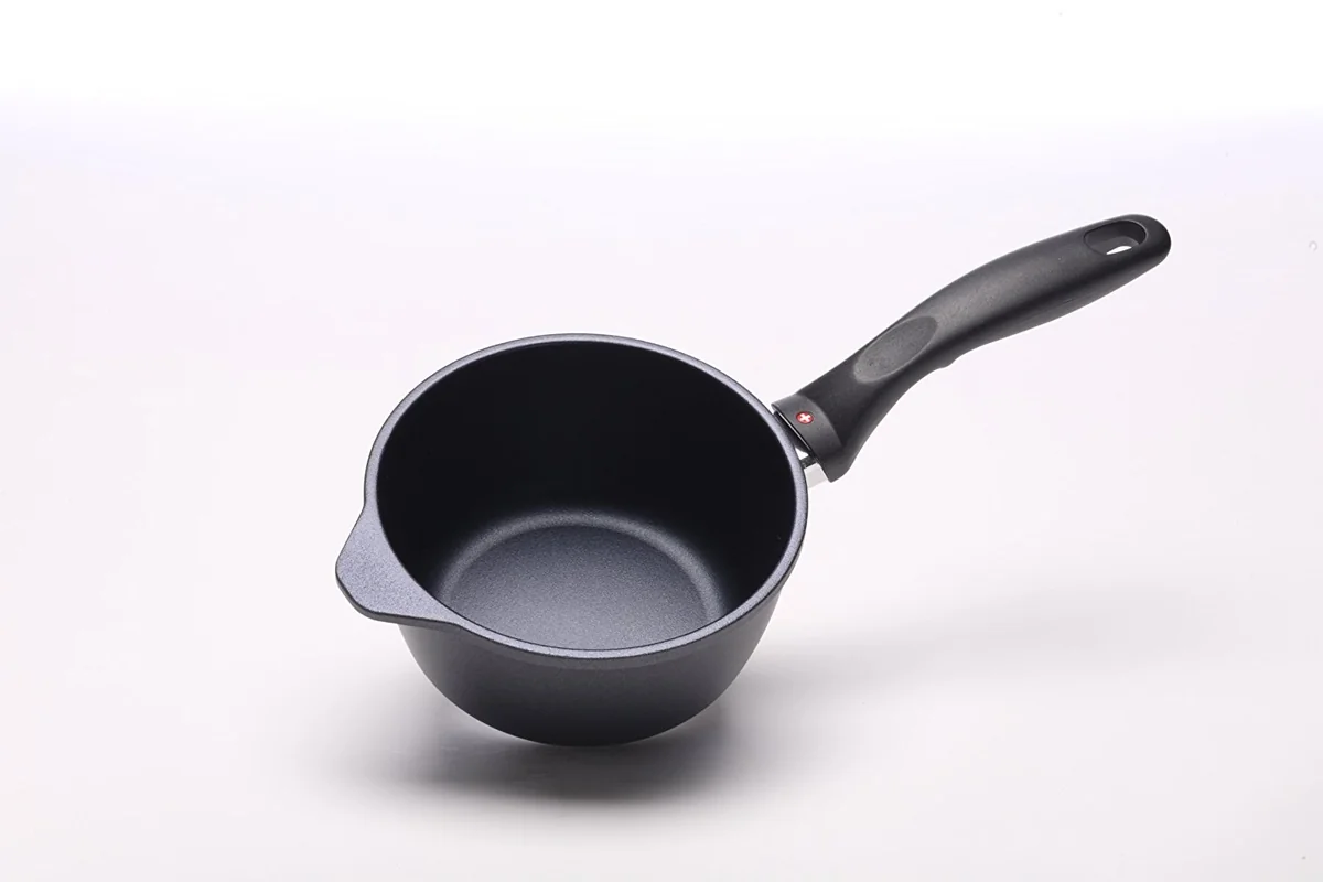 Swiss Diamond Nonstick  Induction Nonstick Saucepan - 3.2 qt (8")   6720ic HD Classic Series