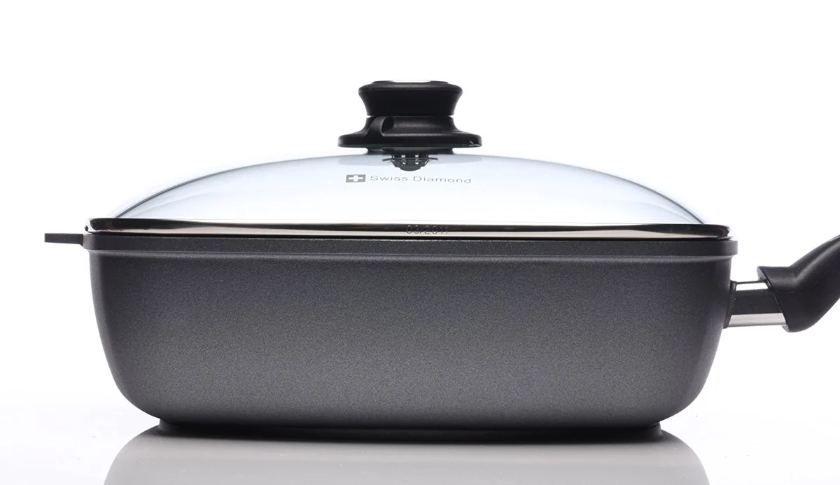 Swiss Diamond Nonstick Square Saute Pan with Lid 66283c 5.3 qt  11 x 11"  Japanese Omelet Pan 6318i