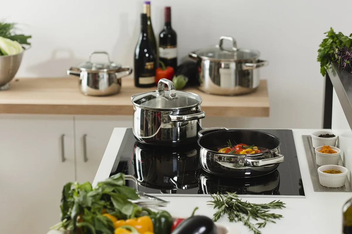 ELO Shape cookware set 8 pieces Stainless Steel 90014