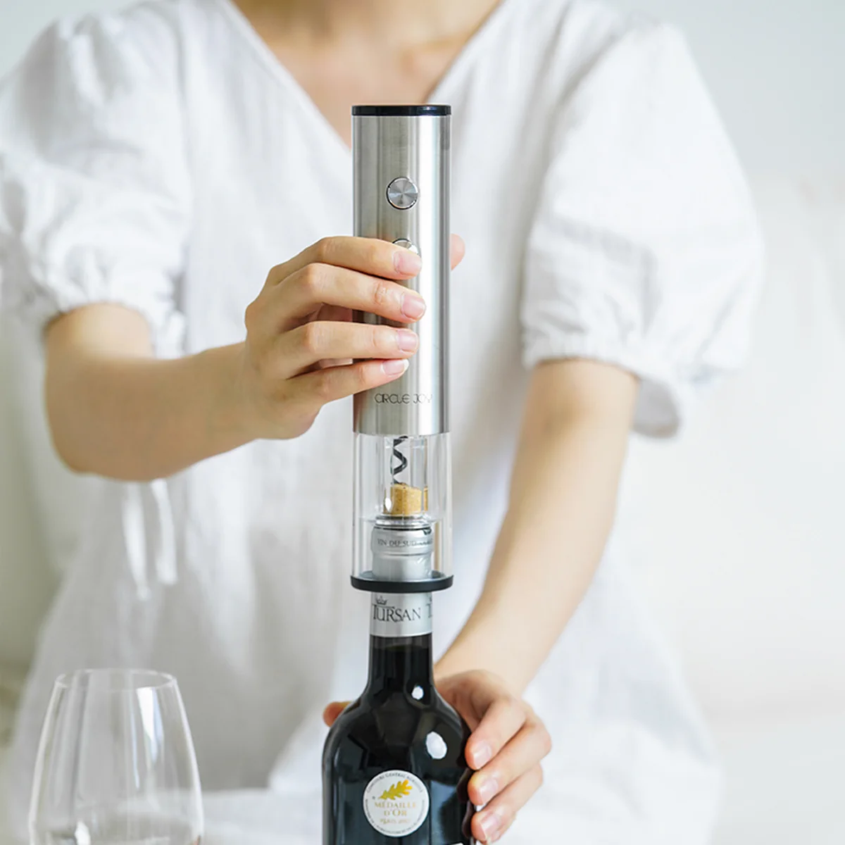 【China Direct Shipping, 10-15 days】Circle joy Electric Wine Opener Stainless Steel Corkscrew CJ-EKPQ01 Exquisite Atmosphere Long Lasting (Battery Included)