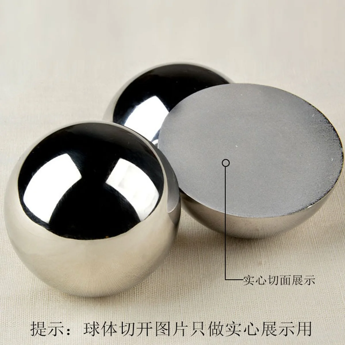 [Direct mail from China, delivery time is 10-15 days] Wokang elderly fitness ball solid steel ball WOKANG001 suitable size, heavy weight 45mm, a pair of 720 grams