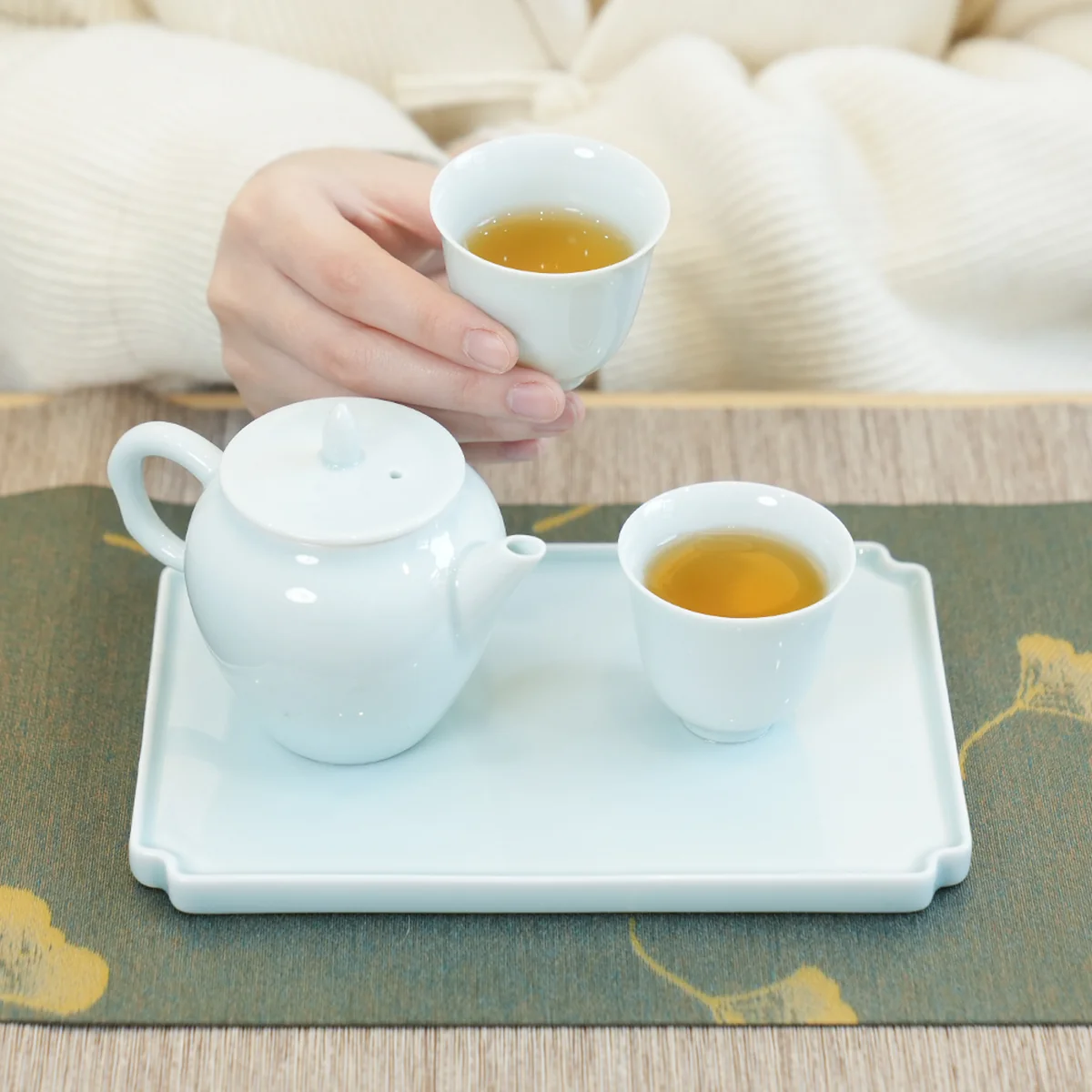 Zhengshantang Xiaochi·Hejian 4-head tea set Dehua Yingqing cooling tea set, one pot, two cups and one tea tray, gift box packaging