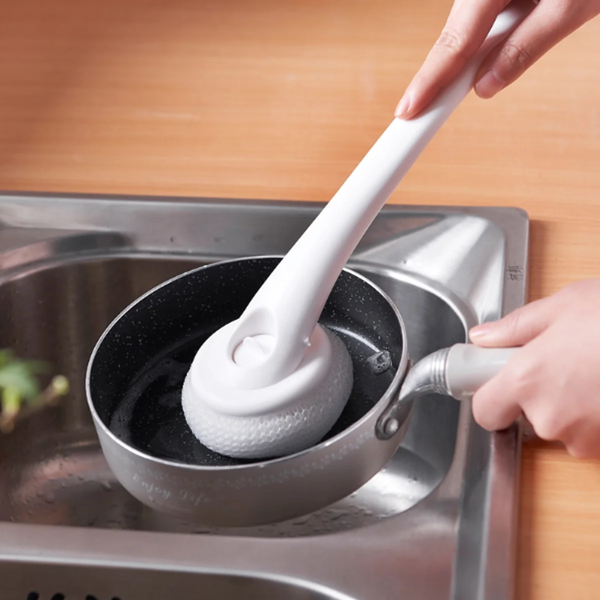 MiaoGao Long Handle Cleaning Brush With Stainless Steel Scrubber And PP Scurbber miaogao-cleaning-brush