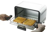 SPT  Easy Grasp 2-Slice Countertop Toaster Oven  SO-0972W 9L