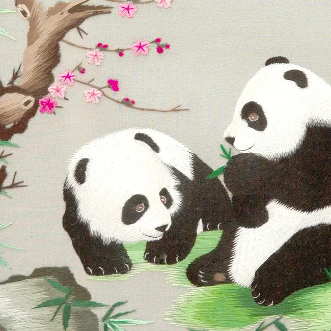 中国直邮，时效10-15天】蜀中瑰宝蜀绣双面刺绣熊猫摆件中国特色礼物送