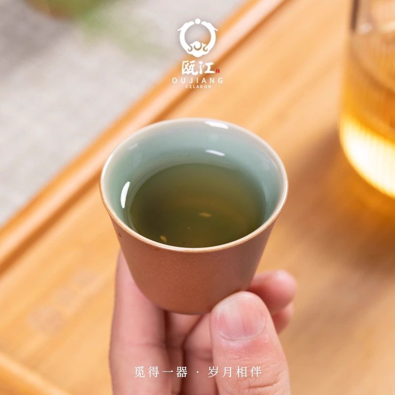 瓯江龙泉青瓷旅行茶具套装 简约陶瓷灰釉便携式创意一壶三杯快客杯