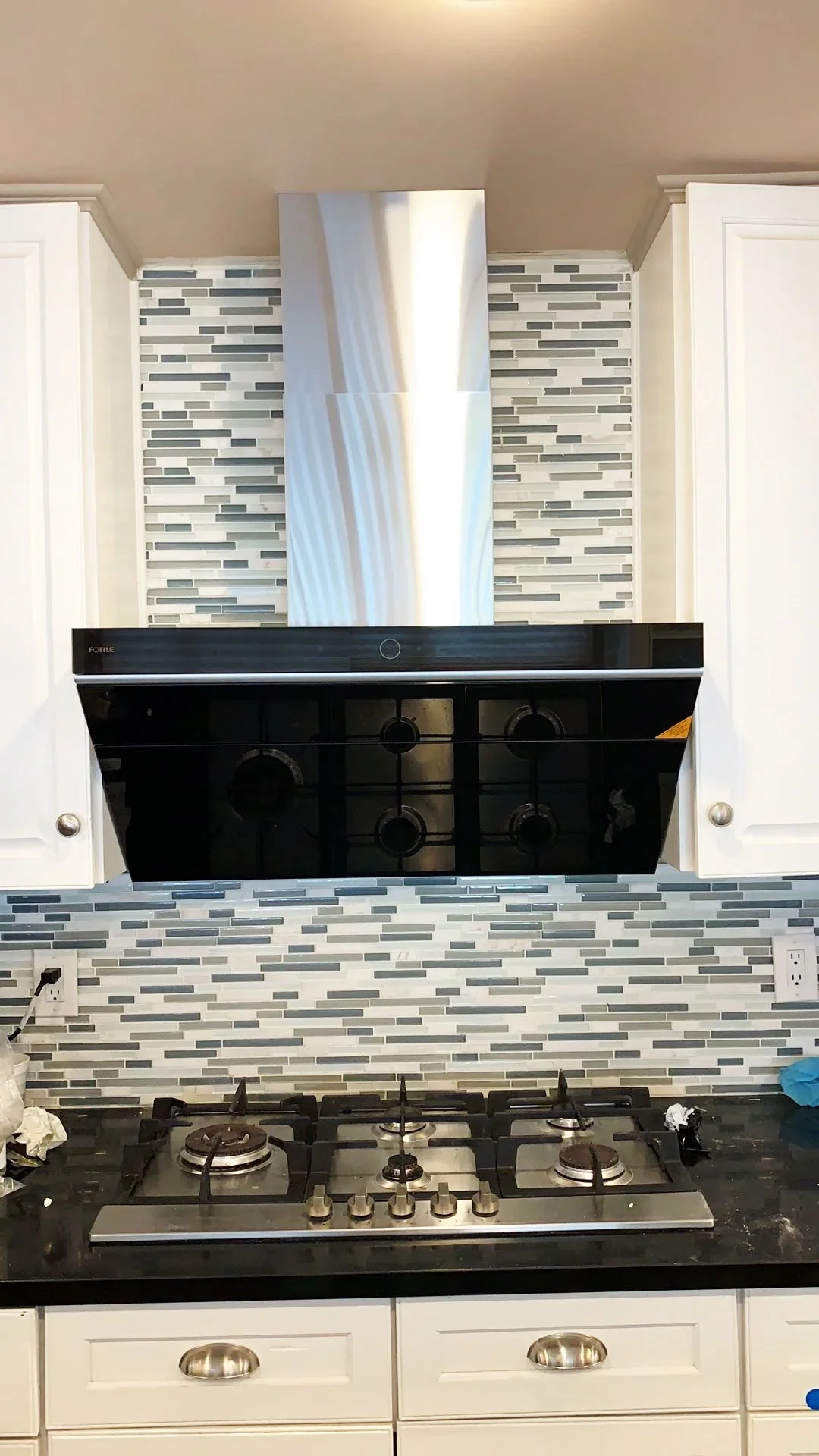 Fotile Range Hood Hood Inclined Vent Series Ceiling Decoration Hood Suitable Size Appropriate and Elegant detail image 10