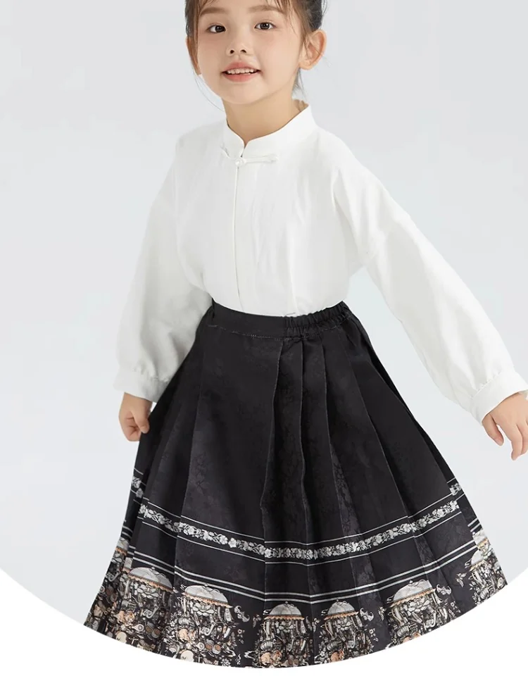 【China Direct Shipping, 10-15 days】Year's Clothing Line Cloud Painting Theatre Horse Face Dress Mother and Daughter Parent and Child Positioning Printing Patterns Subtlety Three colours available detail image 17