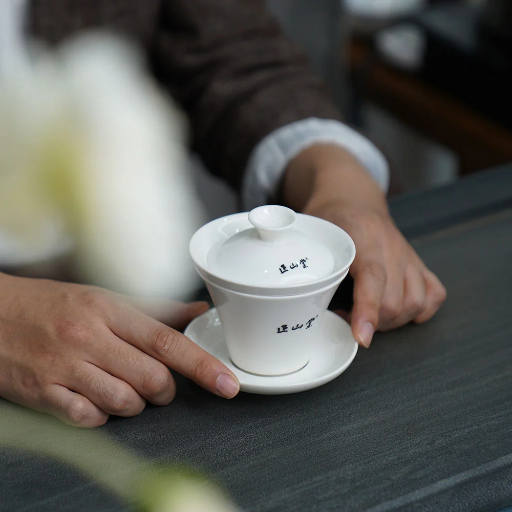 中国景德鎮  茶壺　煎茶道具 茶器  年代品  输出品 景德镇十大瓷厂绿松石地粉彩茶壶杯Group Chinese Famille Rose Art