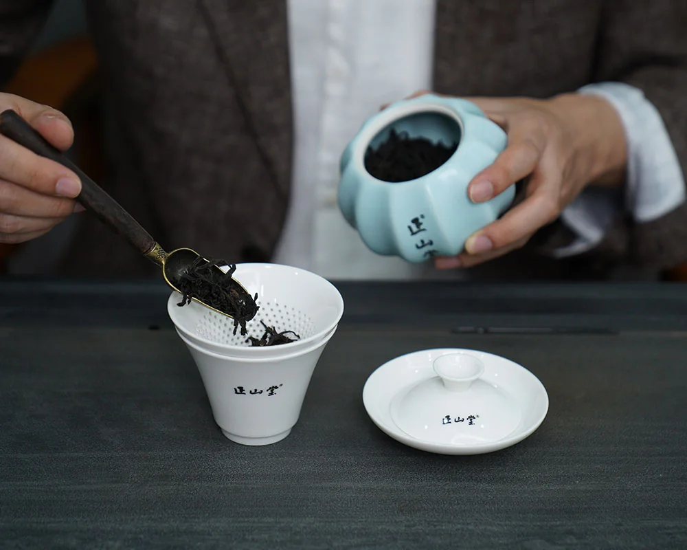 Zhengshantang, Office Tea Cup with Infuser Lid, Tea Set, Jingdezhen White Porcelain detail image 5